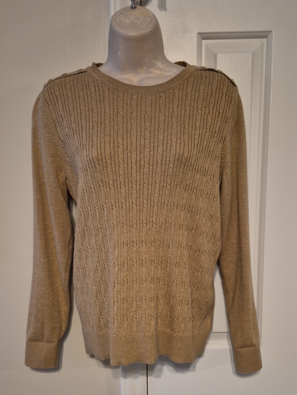 Kim Rogers Round Neck Cable Knit Sweater – Beige/Tan